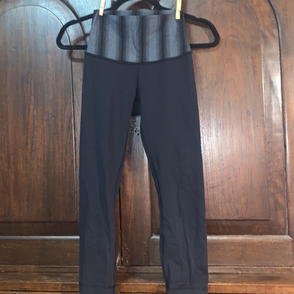 Lululemon capri leggings - Picture 5 of 5
